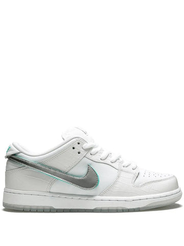 X Diamond Supply Co. Sb Dunk Low Pro Og Qs White Sneakers