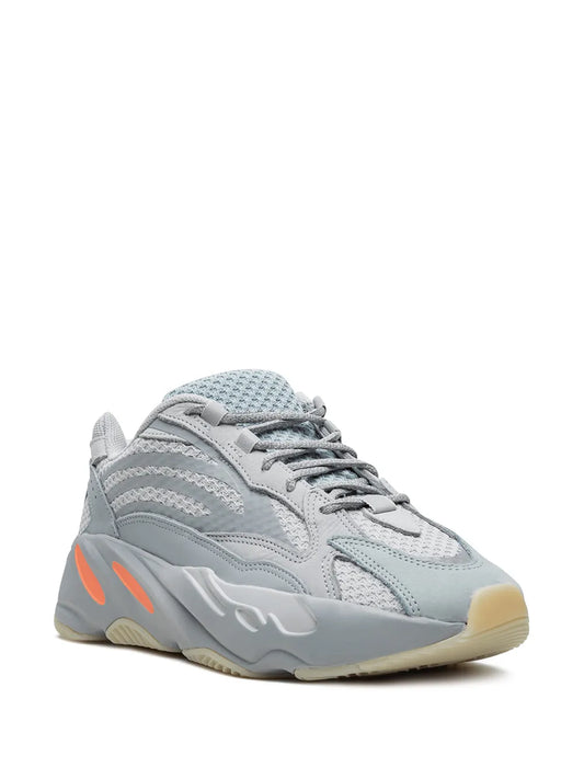 Boost 700 V2 Inertia Sneakers