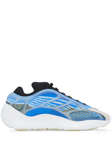 700 V3 Arzareth Sneakers
