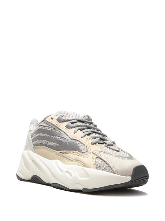 Boost 700 V2 Cream Sneakers