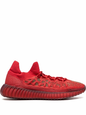 Boost 350 V2 Cmpct Slate Red Sneakers