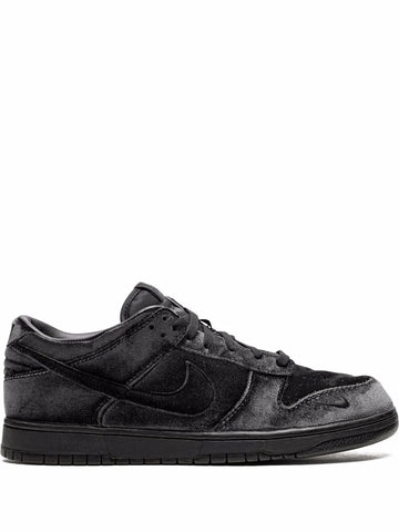 X Dover Street Market Dunk Low Triple Black Velvet Sneakers