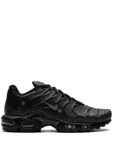 X A-Cold-Wall* Air Max Plus Sneakers