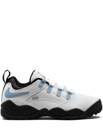X Sb Darwin Low Sail Sneakers