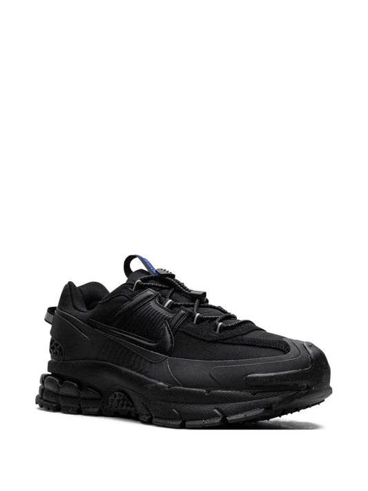 Zoom Vomero Roam Sneakers